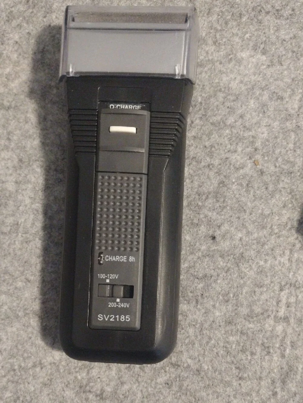 SV2185 Rechargeable Shaver - Black and Silver